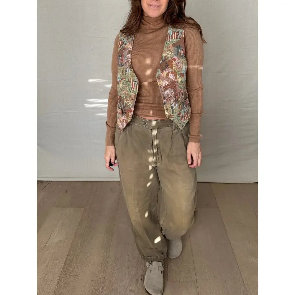 Vintage Tapestry Vest – Fitted 90s Cool Girl Layer - Picture 8 of 9